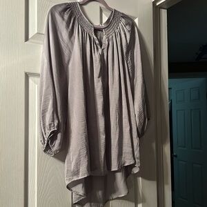Gray/Silver Top XL 🩷